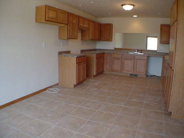 571 Rye Ridge Court Freeport, IL 61032 - Photo 4 of 7 Gallery Image 4