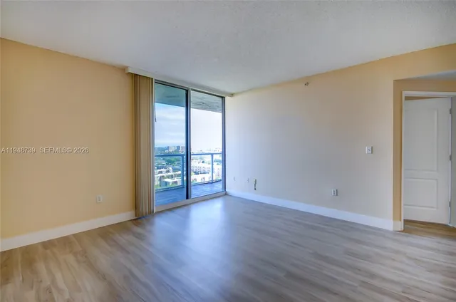 $290,000 | 5077 Northwest 7th Street, Unit TS7, Miami, FL 33126