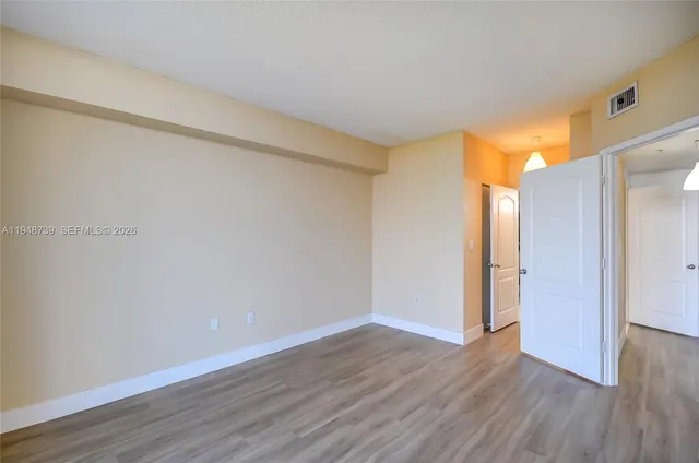 $290,000 | 5077 Northwest 7th Street, Unit TS7, Miami, FL 33126