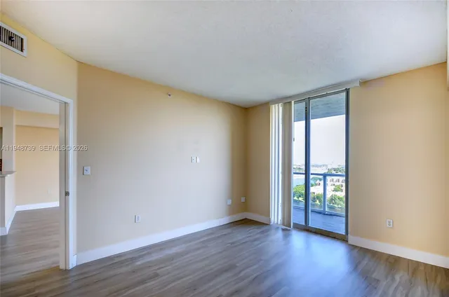 $290,000 | 5077 Northwest 7th Street, Unit TS7, Miami, FL 33126