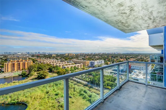 $290,000 | 5077 Northwest 7th Street, Unit TS7, Miami, FL 33126