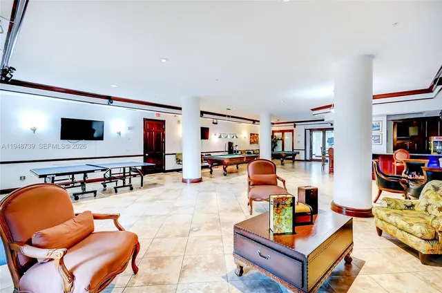 $290,000 | 5077 Northwest 7th Street, Unit TS7, Miami, FL 33126