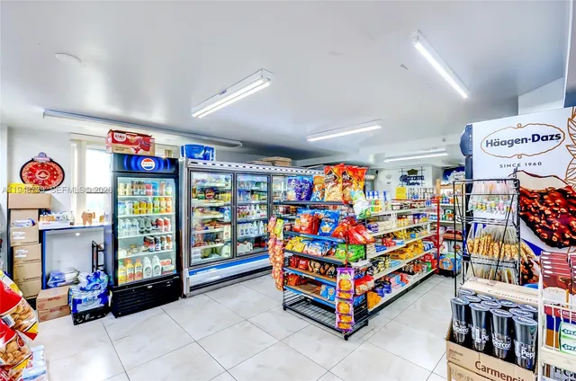 $290,000 | 5077 Northwest 7th Street, Unit TS7, Miami, FL 33126