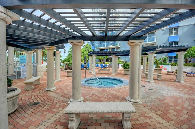 $290,000 | 5077 Northwest 7th Street, Unit TS7, Miami, FL 33126