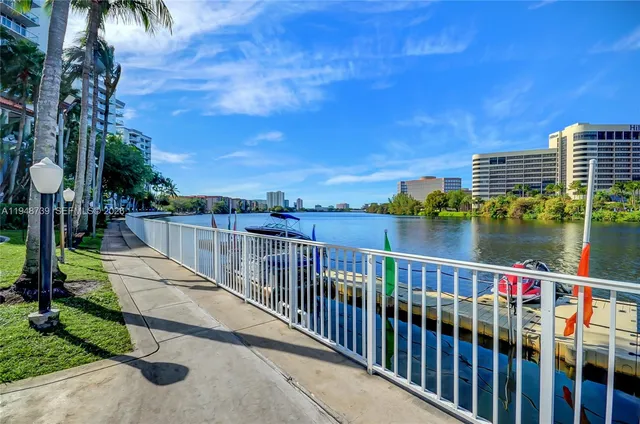 $290,000 | 5077 Northwest 7th Street, Unit TS7, Miami, FL 33126