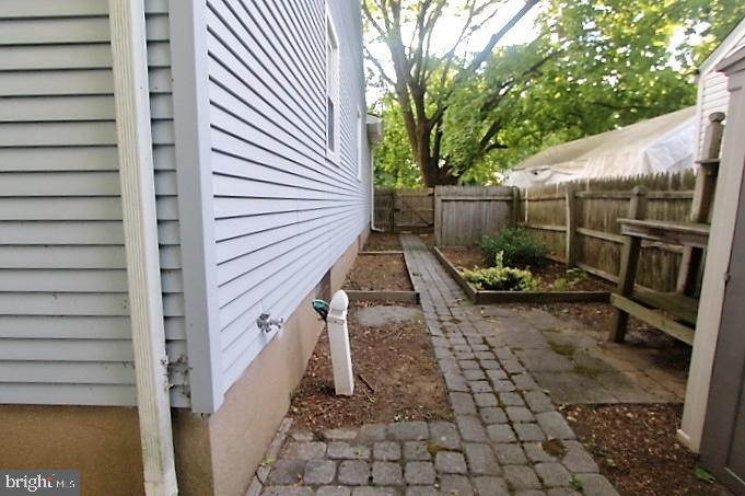 209 Princeton Avenue Trenton, NJ 08619 - Photo 25 of 29