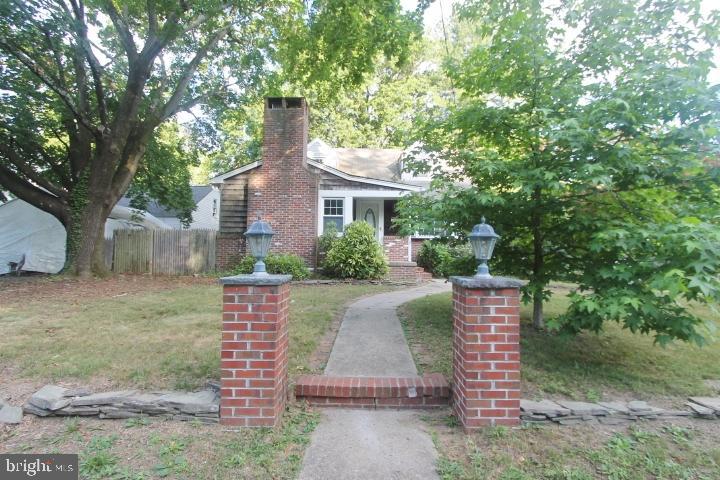 209 Princeton Avenue Trenton, NJ 08619 - Photo 7 of 29