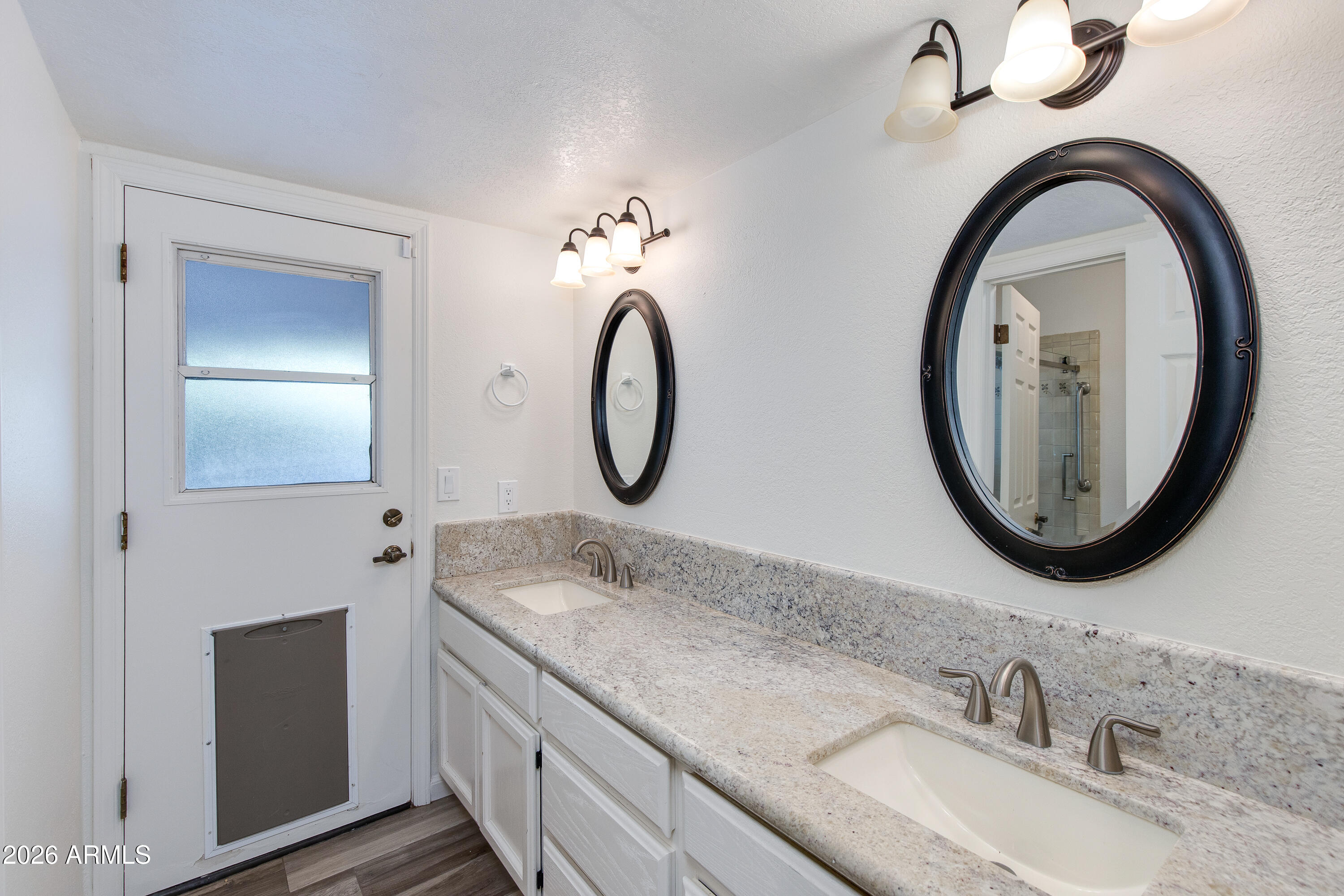 3122 East Rose Lane Phoenix, AZ 85016 - Photo 17 of 23 Guest Bath