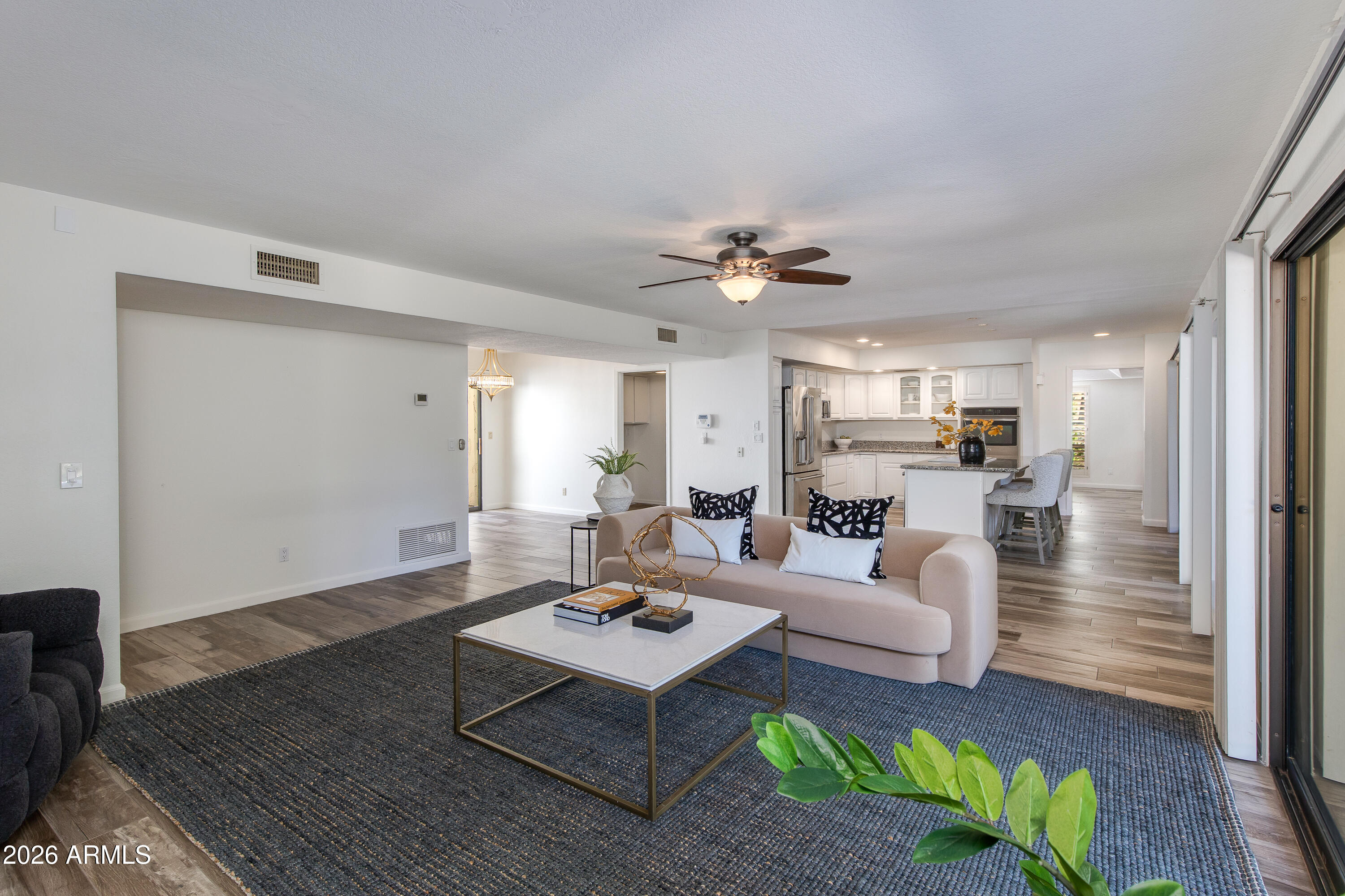 3122 East Rose Lane Phoenix, AZ 85016 - Photo 10 of 23 Family Room