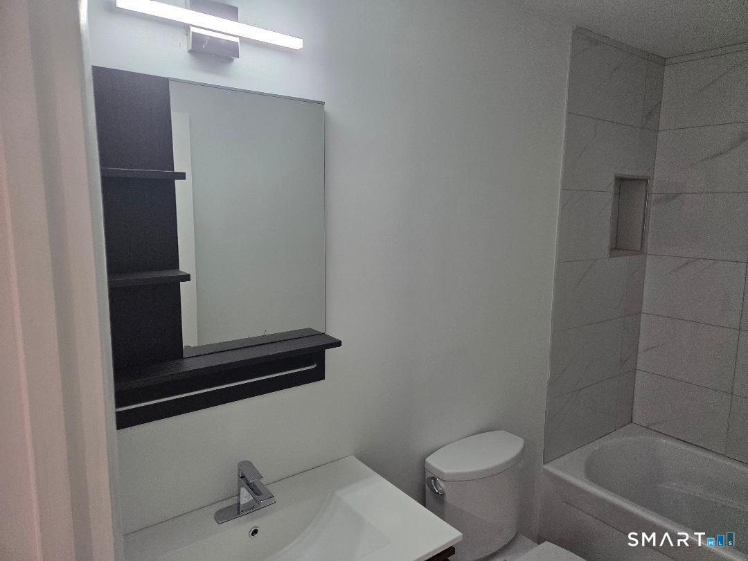 39 Horton Hill Road, Unit 8G Naugatuck, CT 06770 - Photo 12 of 18