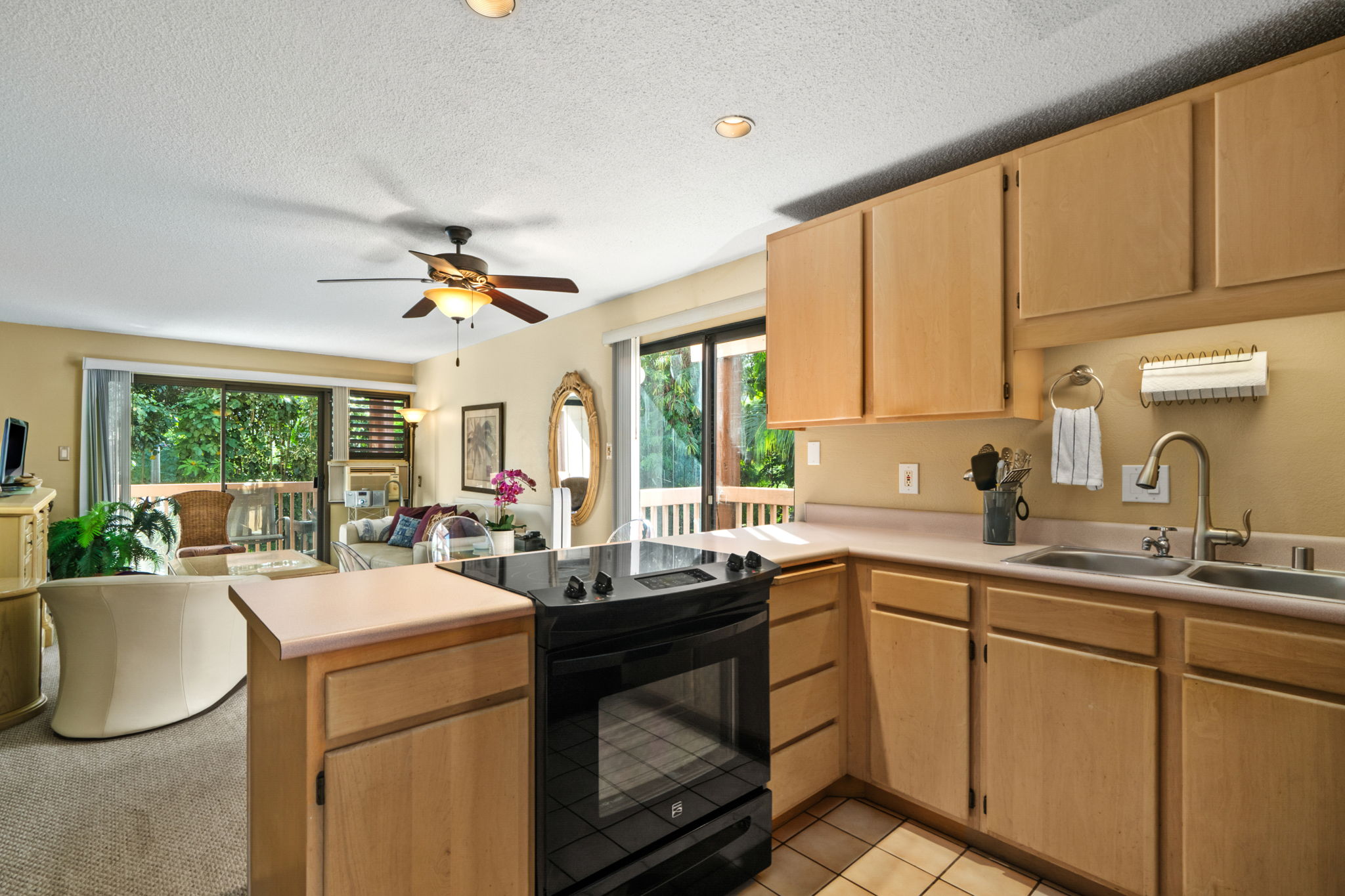 3411 Wilcox Road, Unit D52 Lihue, HI 96766 - Photo 2 of 30