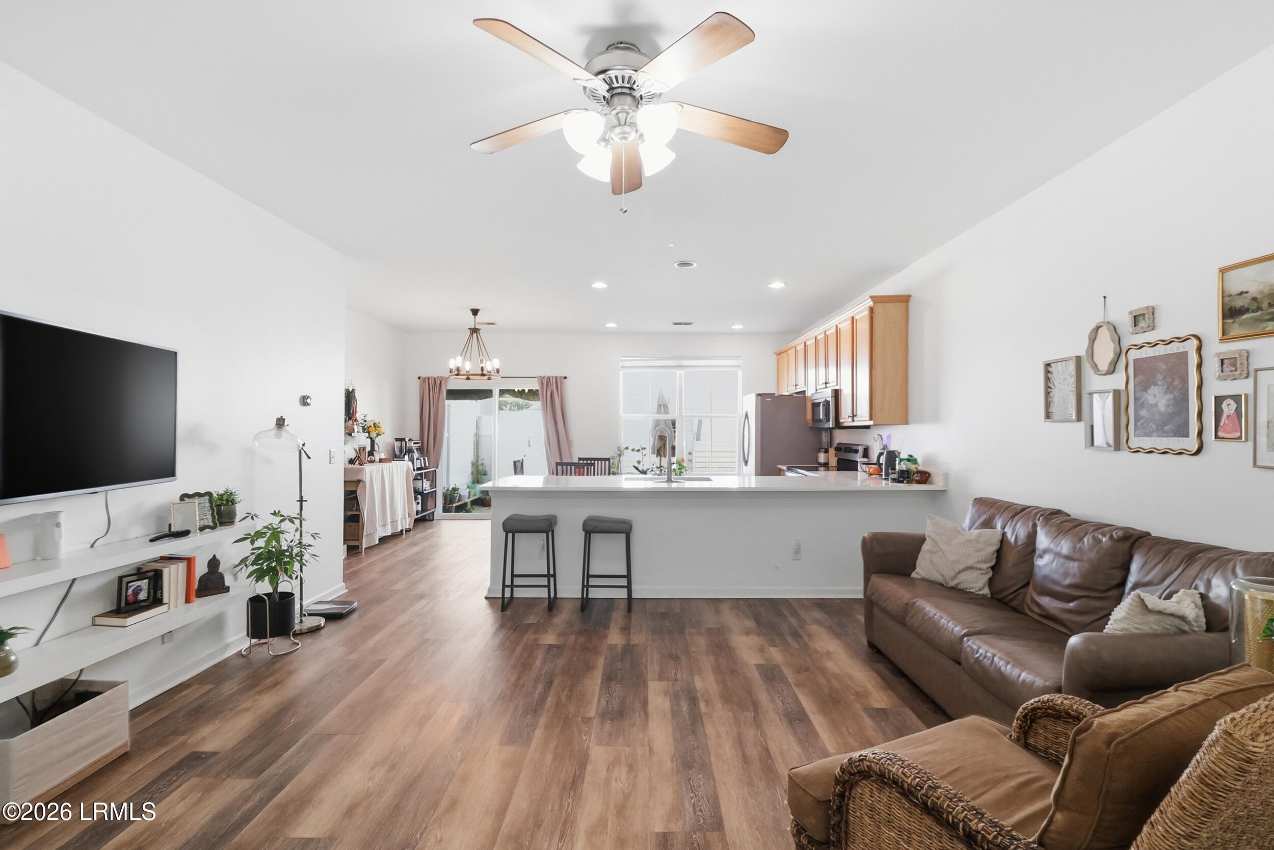 6 Water Tupelo Lane Bluffton, SC 29910 - Photo 11 of 26 living room