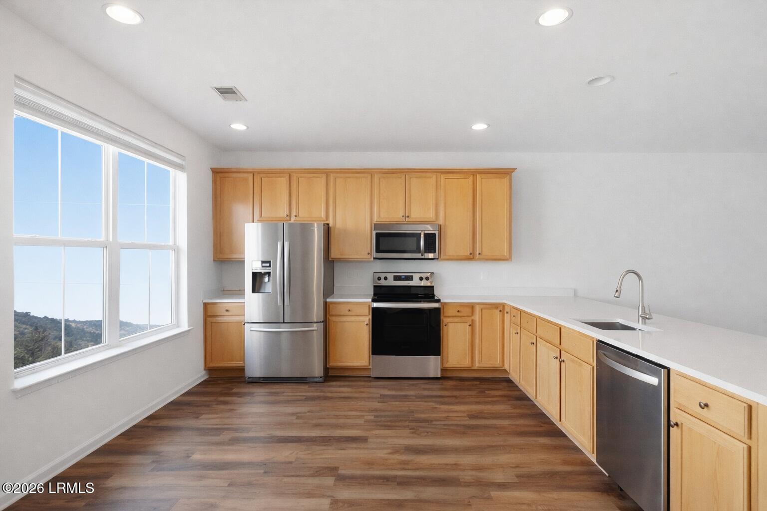 6 Water Tupelo Lane Bluffton, SC 29910 - Photo 2 of 26 kicthen 6 wtaer tupelo