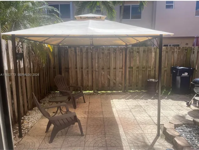 $460,000 | 14311 Southwest 96th Street, Unit 304, Miami, FL 33186