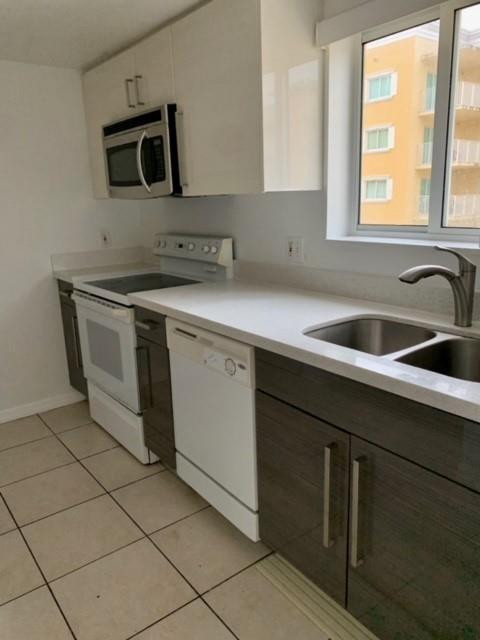 2415 Northwest 16th St Road, Unit 411 Miami, FL 33125 - Photo 9 of 24 Photo 9
