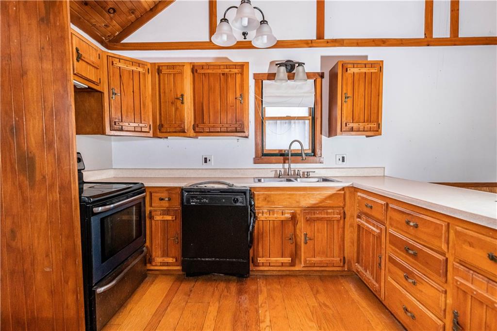 684 North Ridge Road Shelocta, PA 15774 - Photo 12 of 25 a kitchen with stainless steel appliances granite countertop a stove and a sink