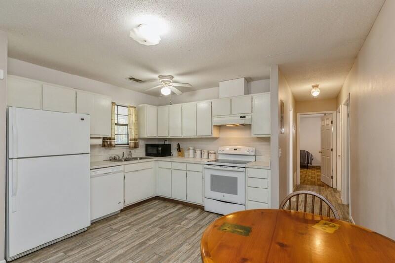 3951 Fern Barrow Road Crestview, FL 32539 - Photo 11 of 31 21_3951FernBarrowRd_2025_FlexMLS800x600_