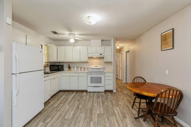 3951 Fern Barrow Road Crestview, FL 32539 - Photo 13 of 31 19_3951FernBarrowRd_2023_FlexMLS800x600_