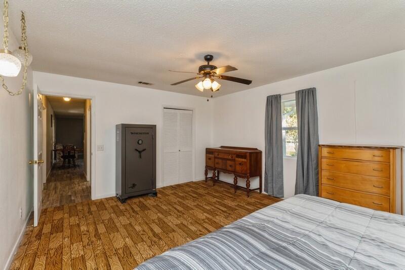 3951 Fern Barrow Road Crestview, FL 32539 - Photo 21 of 31 33_3951FernBarrowRd_2039_FlexMLS800x600_