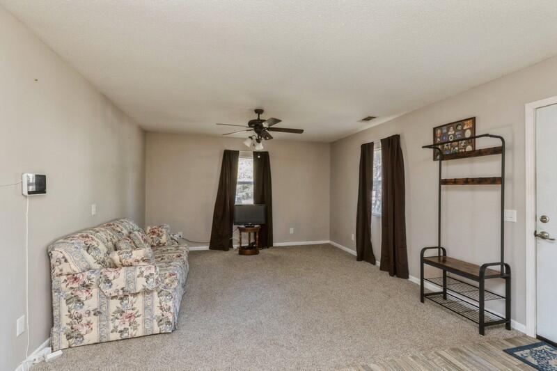 3951 Fern Barrow Road Crestview, FL 32539 - Photo 7 of 31 16_3951FernBarrowRd_2020_FlexMLS800x600_