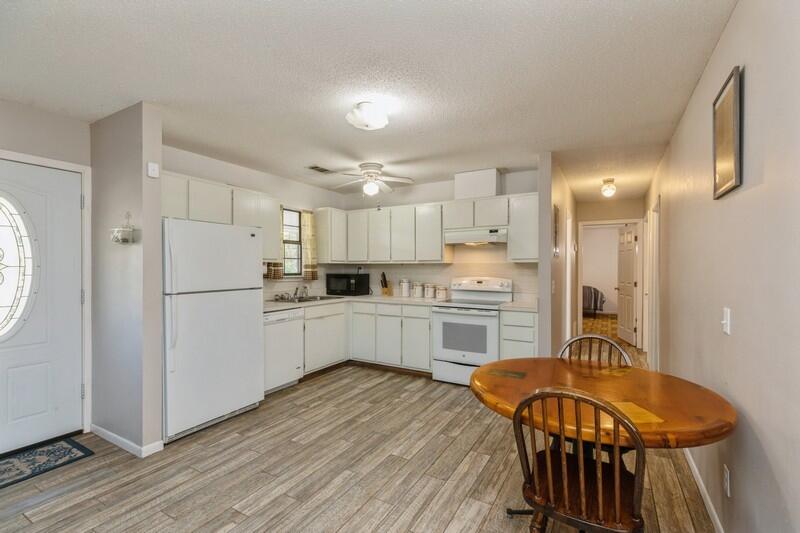 3951 Fern Barrow Road Crestview, FL 32539 - Photo 10 of 31 20_3951FernBarrowRd_2024_FlexMLS800x600_