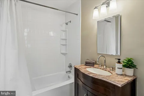 $259,000 | 2129 Florida Avenue Northwest, Unit 407, Washington, DC 20008