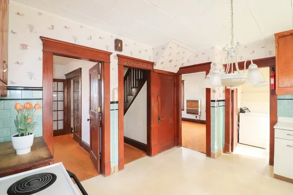 $259,900 | 110 Bonneville Avenue, Chicopee, MA 01013