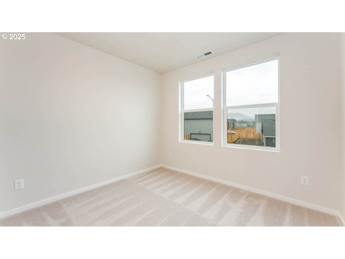 2933 U Street Springfield, OR 97477 - Photo 15 of 27