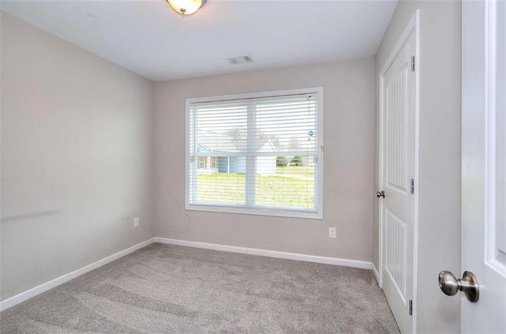 39 Gray Field Court Jefferson, GA 30549 - Photo 13 of 18