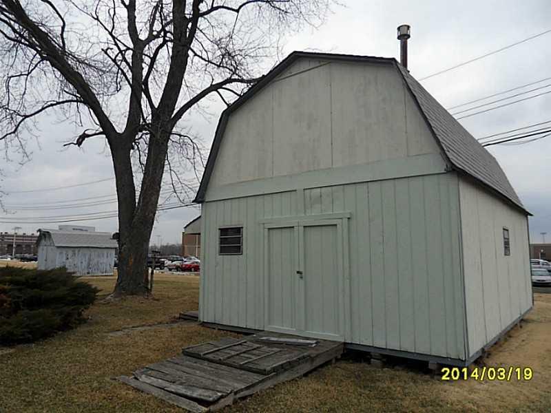 6325 South Franklin Road Indianapolis, IN 46259 - Photo 5 of 16 Gallery Image 5