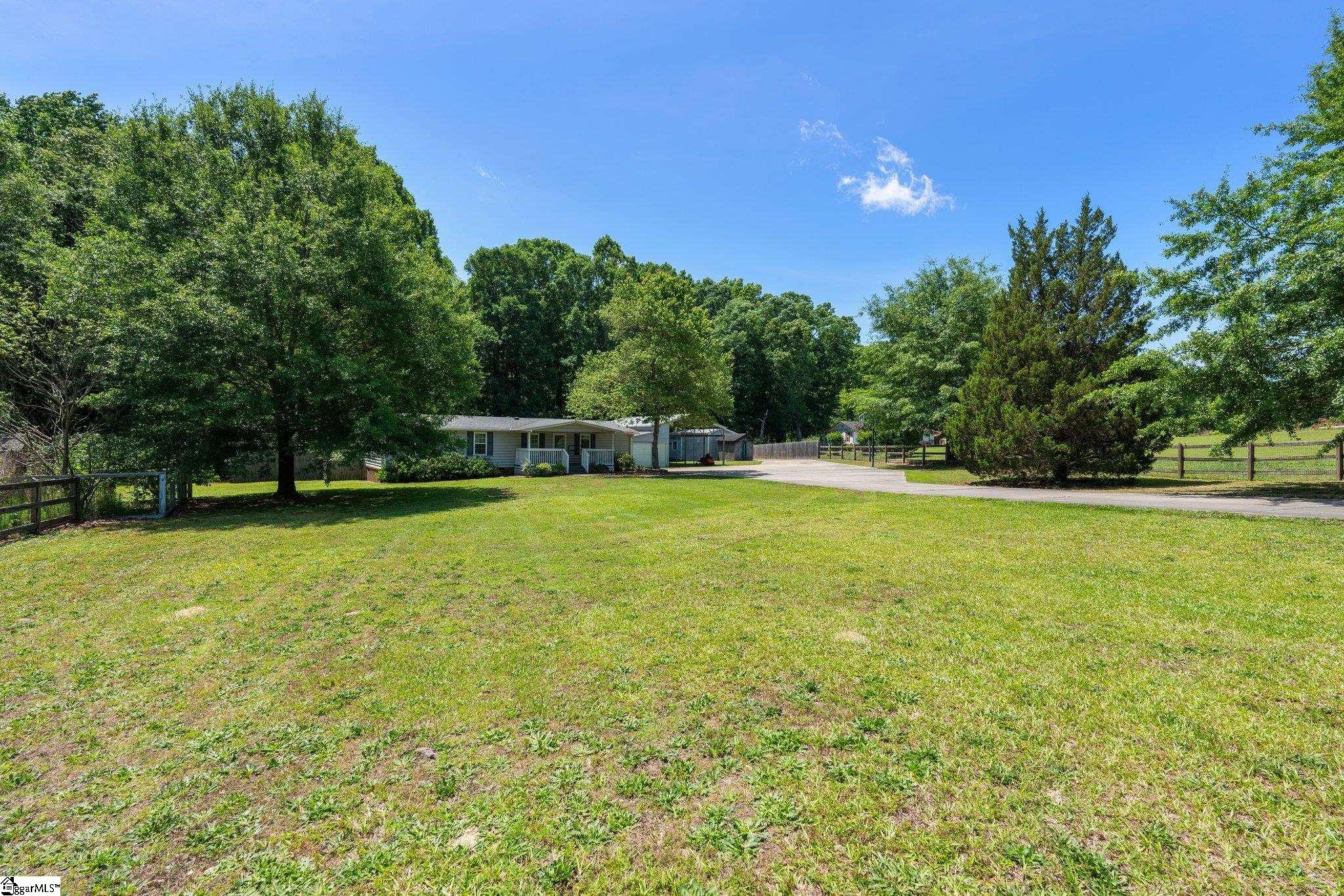 249 Quail Hollow Road Fountain Inn, SC 29644 - Photo 3 of 36