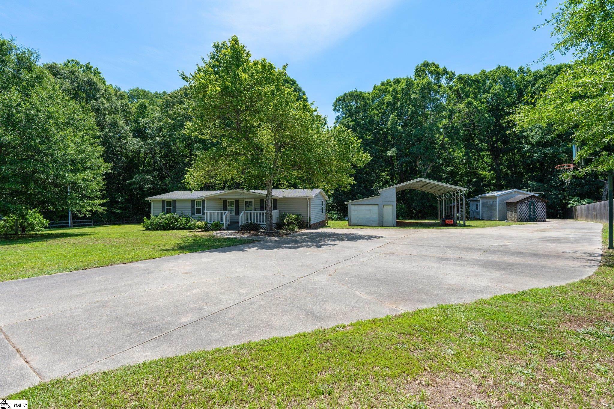 249 Quail Hollow Road Fountain Inn, SC 29644 - Photo 5 of 36