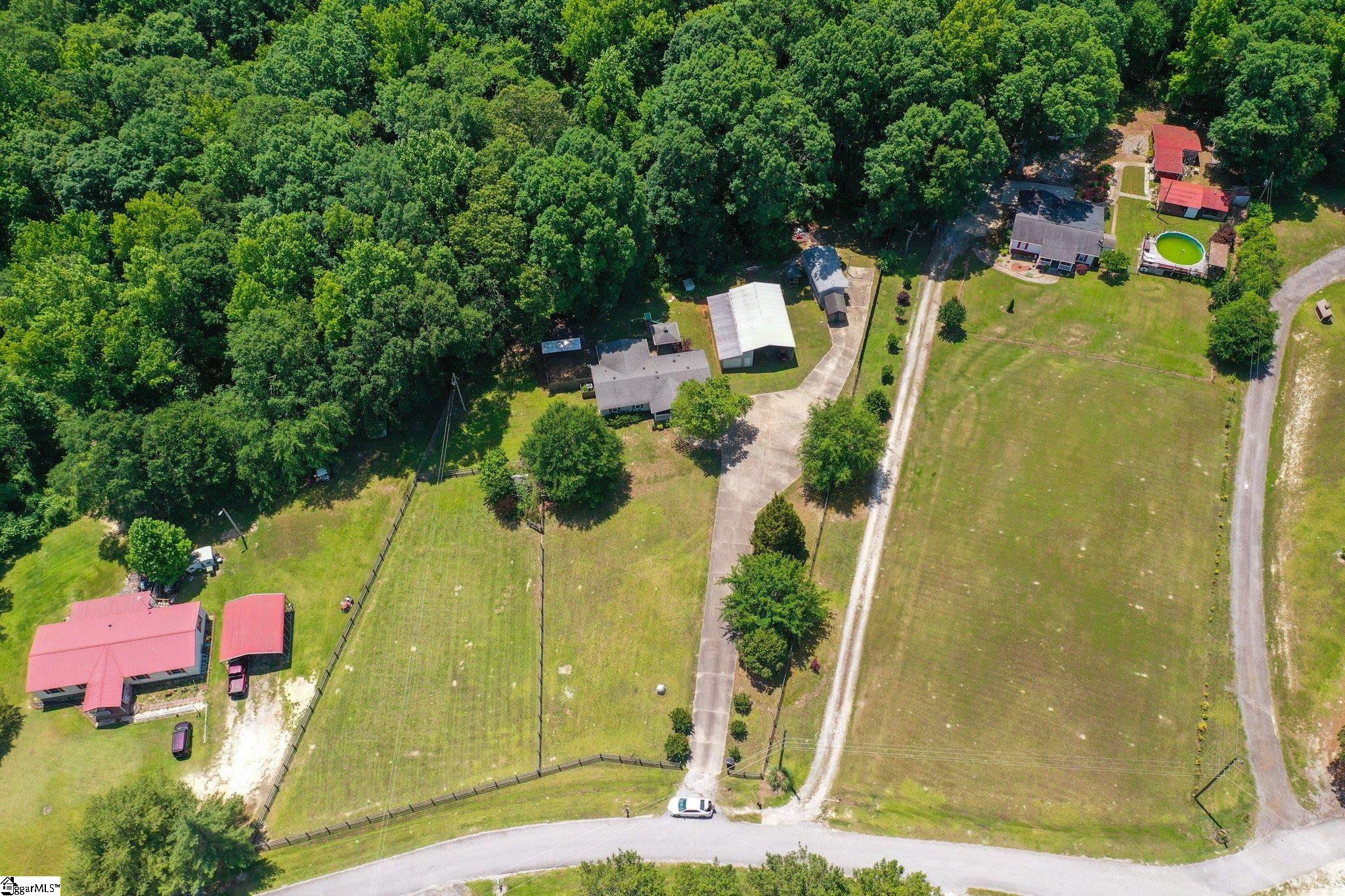 249 Quail Hollow Road Fountain Inn, SC 29644 - Photo 8 of 36
