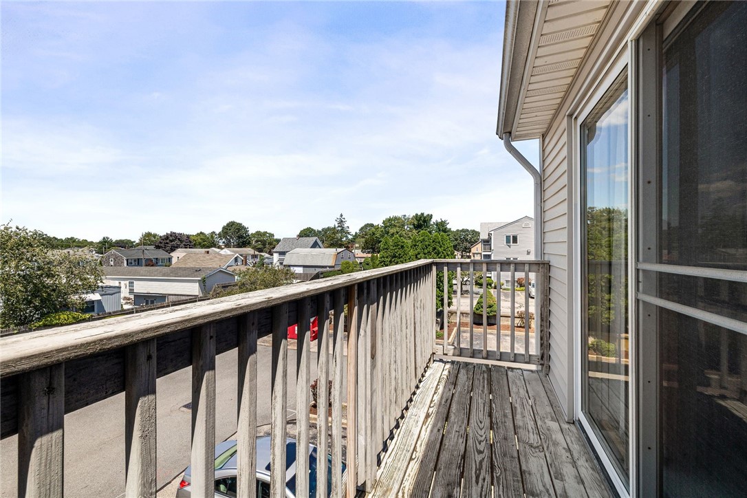 724 Beverage Hill Avenue, Unit 302 Pawtucket, RI 02861 - Photo 13 of 22