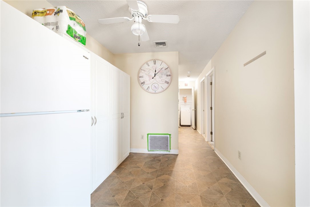 724 Beverage Hill Avenue, Unit 302 Pawtucket, RI 02861 - Photo 14 of 22