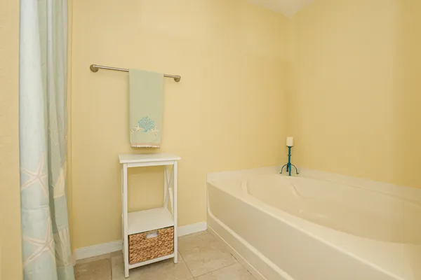 $2,200 | 4190 Gator Greens Way, Unit 35, Fort Pierce, FL 34982