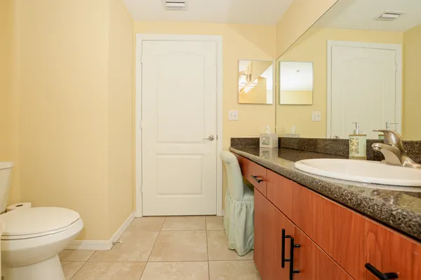 $2,200 | 4190 Gator Greens Way, Unit 35, Fort Pierce, FL 34982