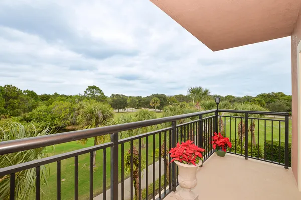 $2,200 | 4190 Gator Greens Way, Unit 35, Fort Pierce, FL 34982