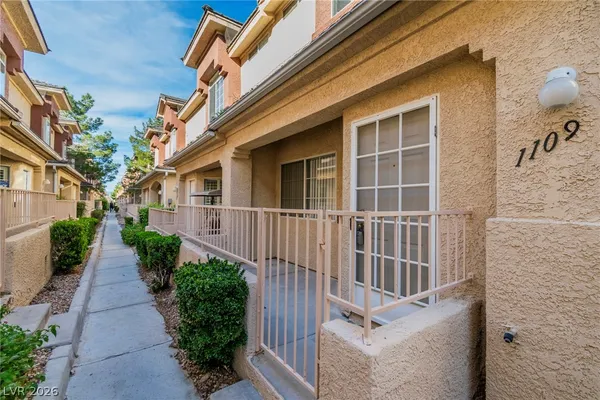 $300,000 | 1109 Dusty Creek Street, Las Vegas, NV 89128