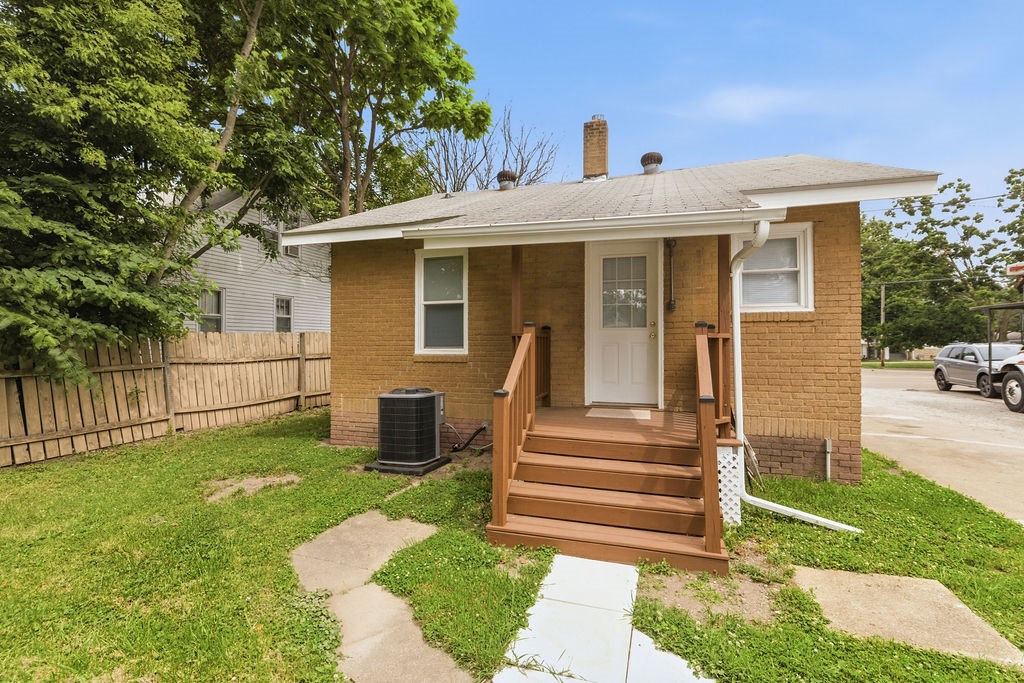 1901 West Grand Avenue Decatur, IL 62522 - Photo 20 of 23