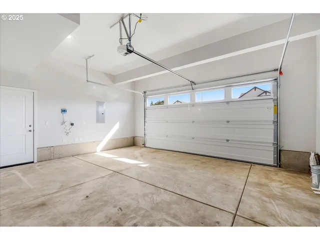 $509,900 | 410 South Elm Street, Yamhill, OR 97148