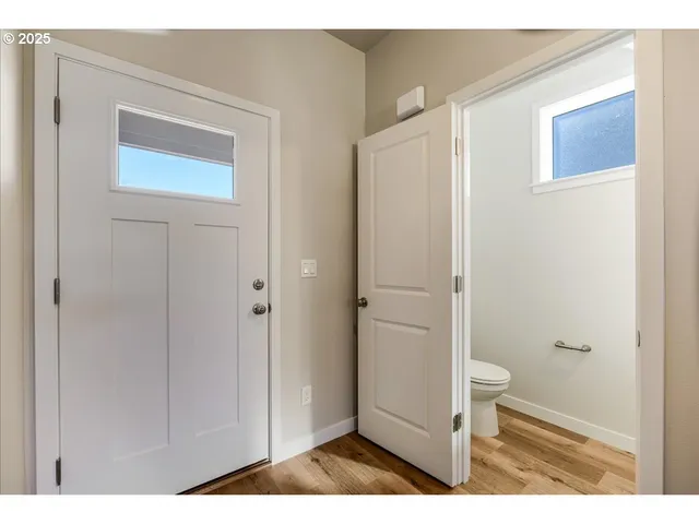 $509,900 | 410 South Elm Street, Yamhill, OR 97148