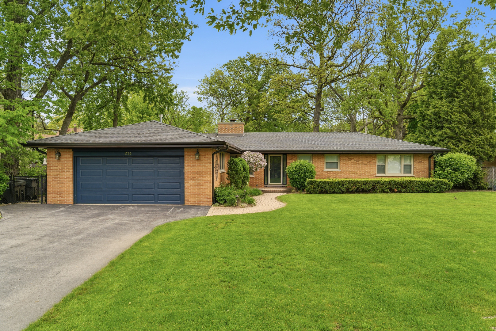 1725 Sunset Ridge Road Glenview, IL 60025 - Photo 1 of 38