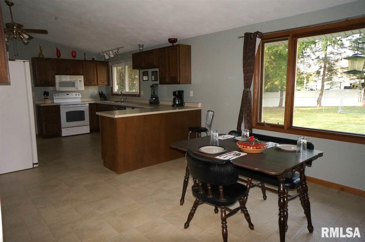 117 Valley Heights Road Blue Grass, IA 52726 - Photo 2 of 24 Gallery Image 2