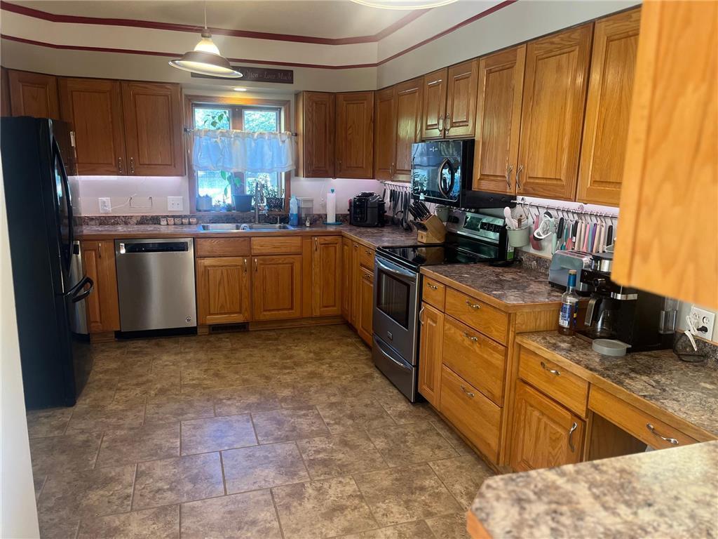 411 13th Street Southwest Willmar, MN 56201 - Photo 29 of 36