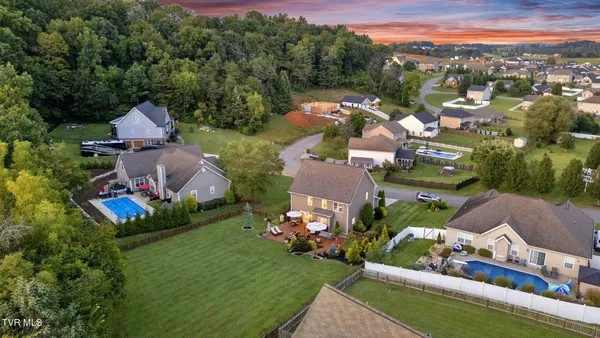 $542,000 | 356 Cameron Court, Jonesborough, TN 37659