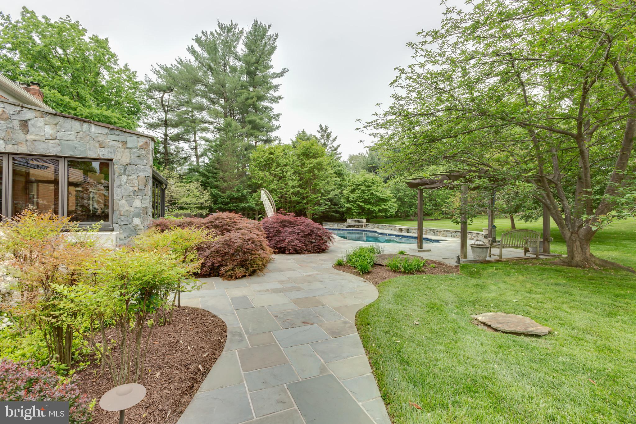12400 Beall Spring Road Potomac, MD 20854 - Photo 36 of 49 Grounds