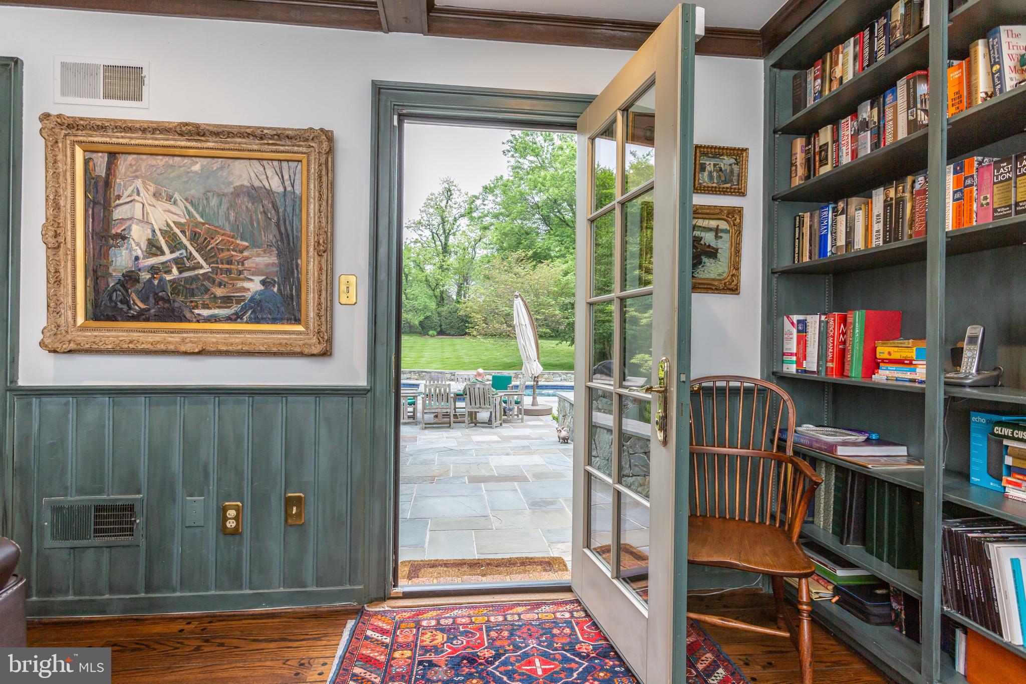 12400 Beall Spring Road Potomac, MD 20854 - Photo 10 of 49 Family Room