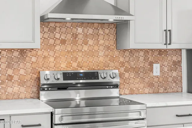 $270,000 | 63 East Raphael Road, DeFuniak Springs, FL 32433