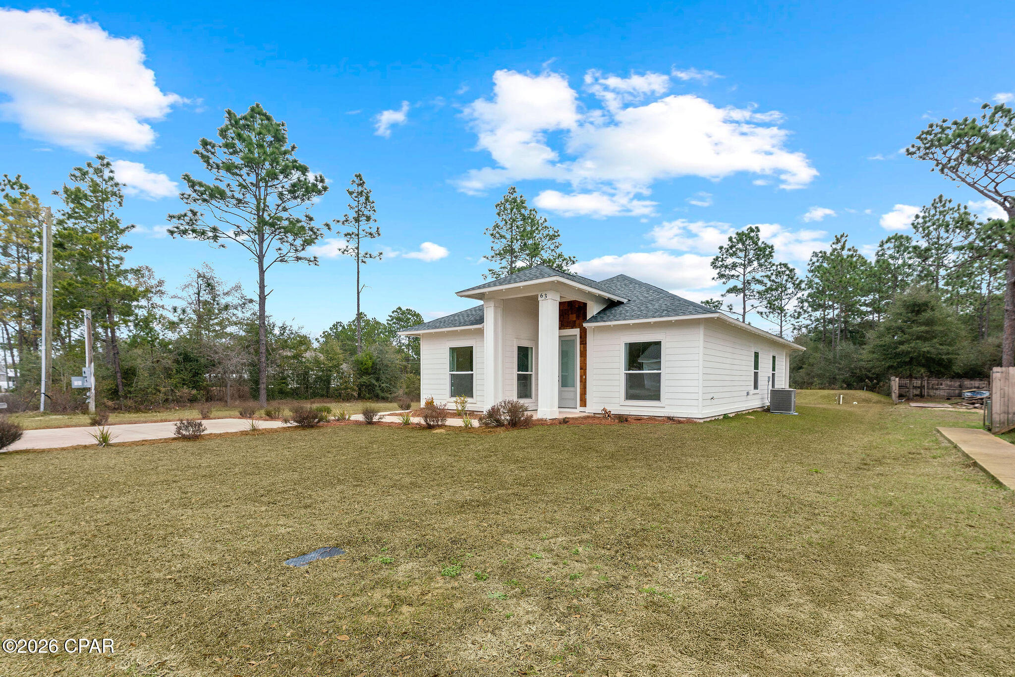 63 East Raphael Road DeFuniak Springs, FL 32433 - Photo 3 of 51